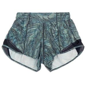 Lululemon Hotty Hot Low-Rise Lined Shorts